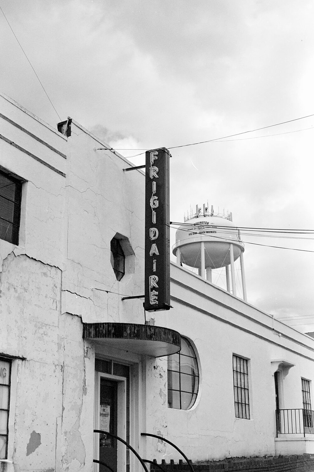 Frigidaire-Covington, Tennessee-Jon Woodhams-Minolta X370 et Kodak BN400CN expiré chez EI200